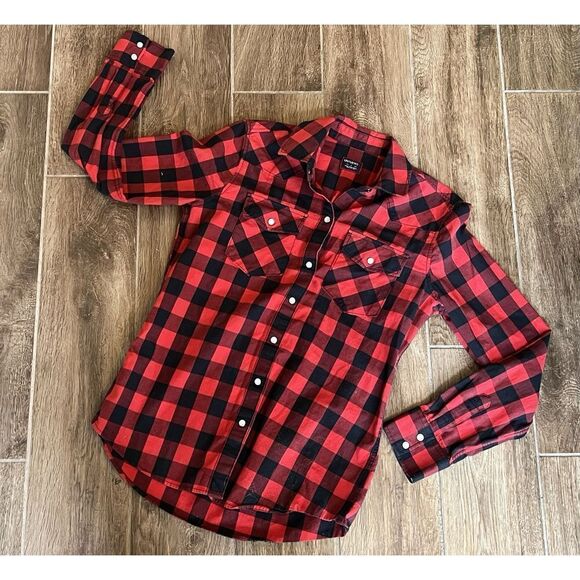 UNTUCKit For Her Shirt Womens Size 10 Buffalo Plaid Red Black Pearl Snap Buttons - Picture 1 of 7